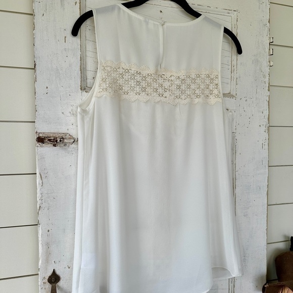 ANDREE, ELEGANT, CREAM COLOR, SHEER, EMBROIDERED, LACE TOP WITH ROUND NECK.SIZES - Picture 8 of 11